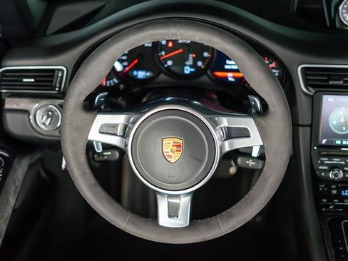 Used 2015 Porsche 911 Carrera GTS RWD image 29