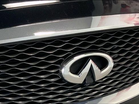 Used 2017 INFINITI QX60 Luxe w/ Deluxe Technology Package image 30