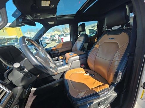 Used 2017 Ford F150 Limited w/ Trailer Tow Package image 8