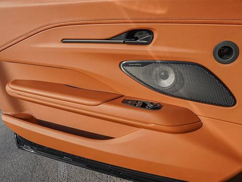 New 2026 Aston Martin V8 Vantage Roadster image 30