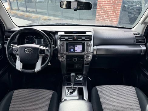 Used 2017 Toyota 4Runner SR5 image 14
