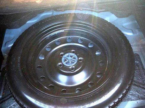 Used 2011 Hyundai Genesis 2.0T image 23