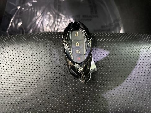 Used 2019 Chevrolet Camaro SS RWD image 39