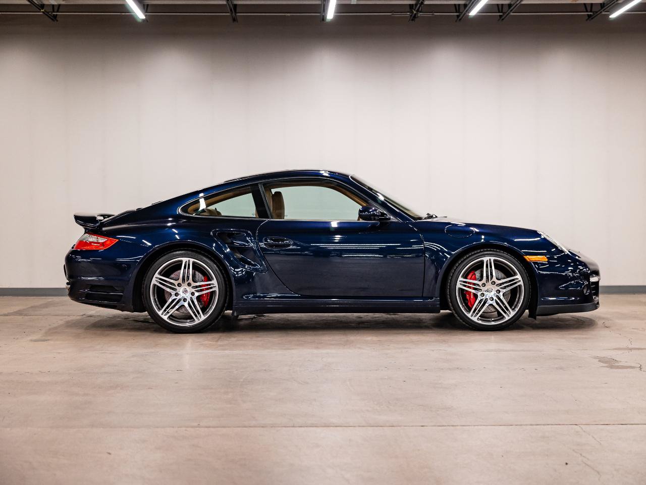 Used 2007 Porsche 911 Turbo AWD/4WD image 5