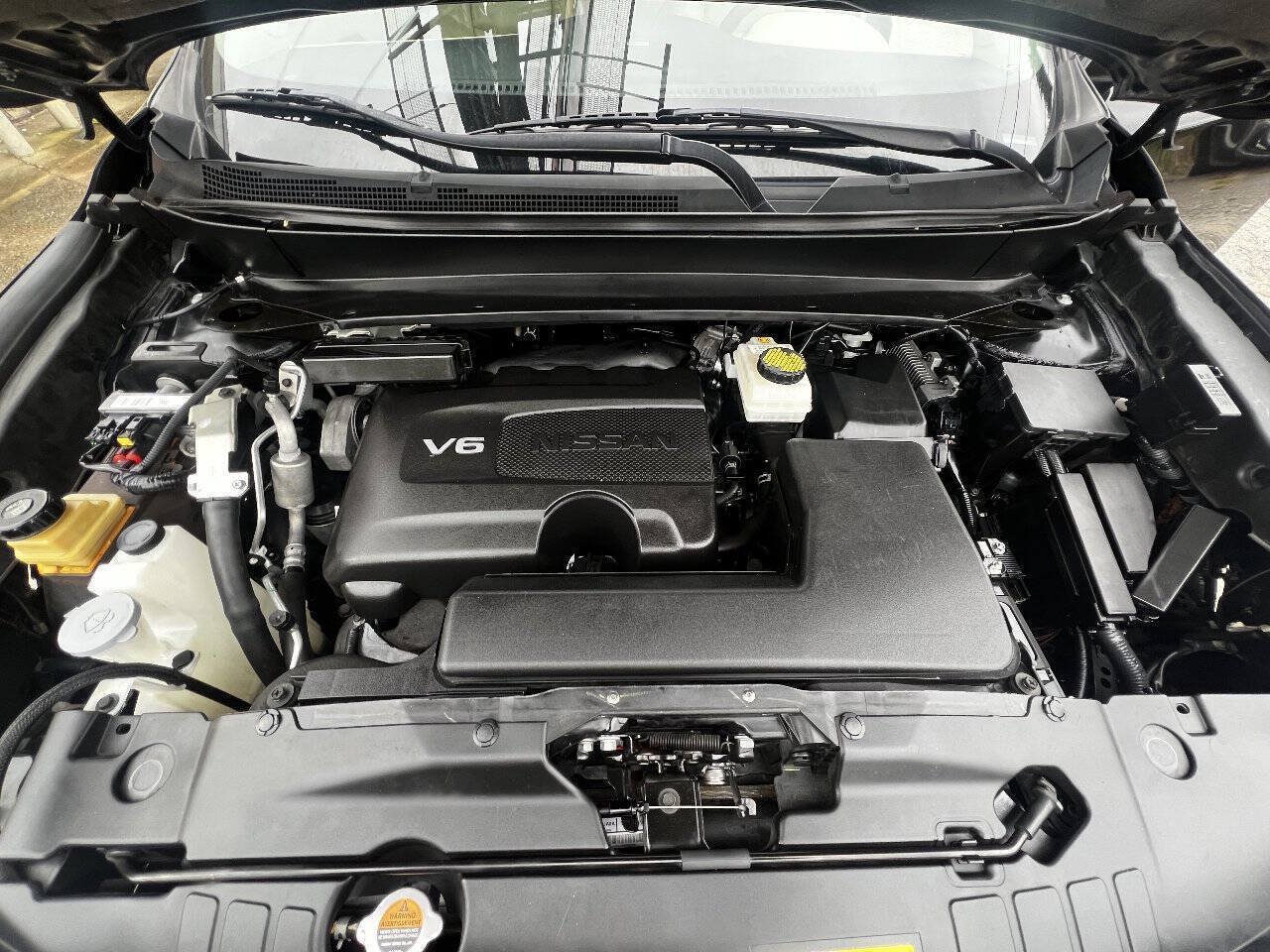 Used 2019 Nissan Pathfinder Platinum w/ Cargo Package FWD image 19