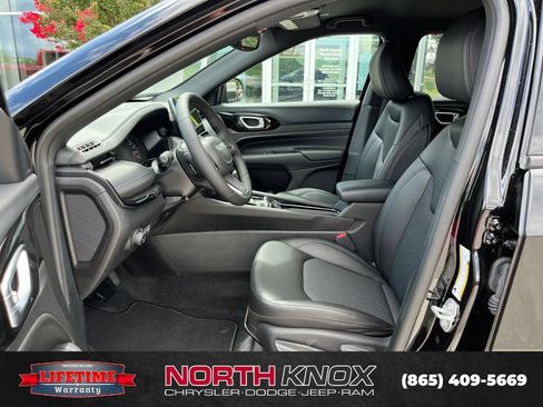 New 2026 Jeep Compass Latitude AWD/4WD image 3