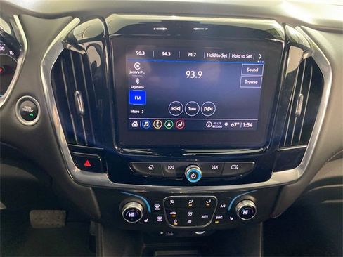 Certified 2023 Chevrolet Traverse RS image 38
