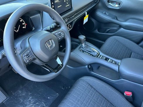 New 2026 Honda HR-V LX image 10