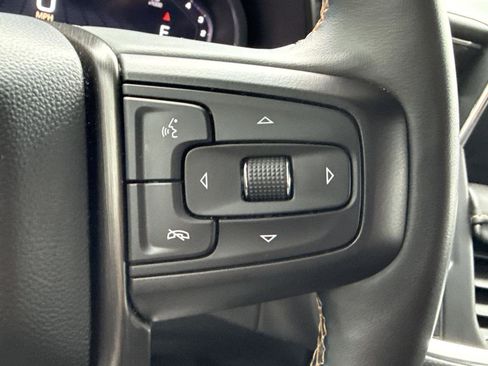 Used 2023 GMC Yukon XL AT4 w/ Technology Package AWD/4WD image 20