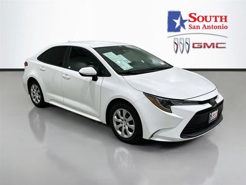 Used 2024 Toyota Corolla LE FWD image 1