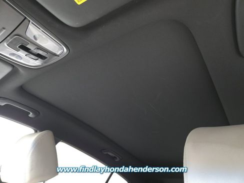 Used 2022 Kia Sportage Nightfall Edition image 9