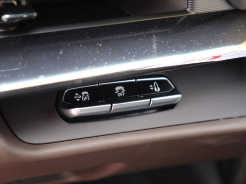 New 2026 Chevrolet Corvette E-Ray AWD/4WD image 10
