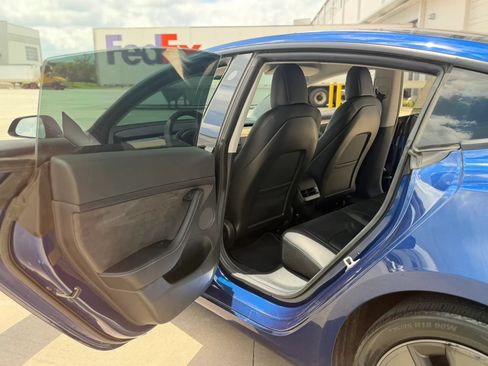 Used 2021 Tesla Model 3 Standard Range Plus RWD image 19