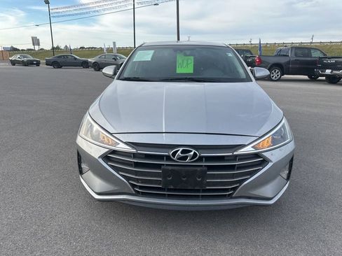 Used 2020 Hyundai Elantra SEL w/ Cargo Package (C1) FWD image 2