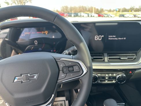 New 2026 Chevrolet Trax ACTIV w/ Sunroof Package image 9