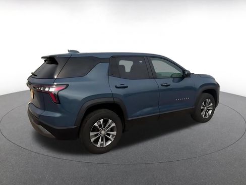 Used 2025 Chevrolet Equinox LT FWD image 14