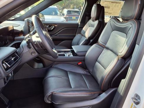 New 2025 Lincoln Aviator Black Label image 14