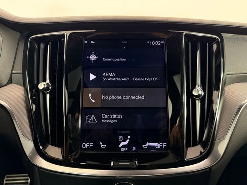 Used 2022 Volvo S60 T8 Polestar image 19