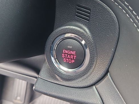 Certified 2025 Subaru Outback Premium image 15