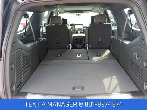 New 2026 GMC Yukon XL AT4 Ultimate AWD/4WD image 13