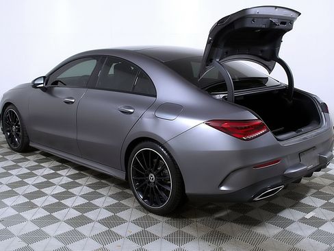 Used 2022 Mercedes-Benz CLA 250 image 10