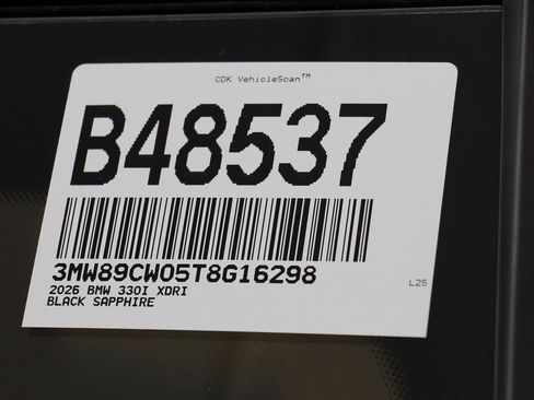 New 2026 BMW 330i xDrive Sedan w/ Convenience Package AWD/4WD image 25