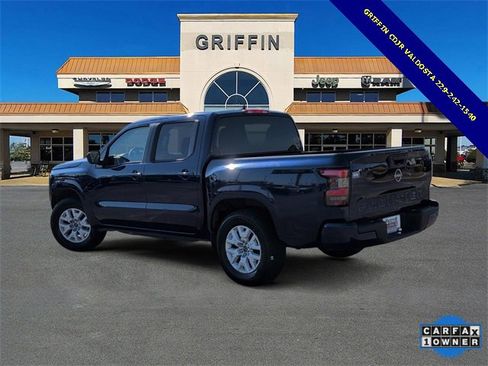 Used 2022 Nissan Frontier SV image 9