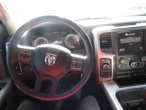 Used 2017 RAM 1500 Big Horn AWD/4WD image 13
