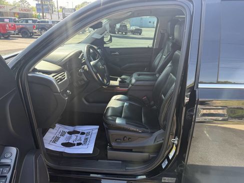 Used 2018 Chevrolet Tahoe LS image 9