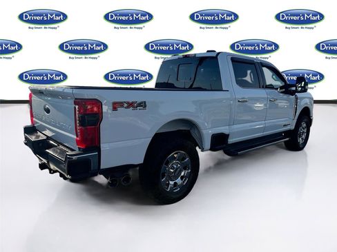 Used 2023 Ford F250 Lariat w/ Chrome Package image 8