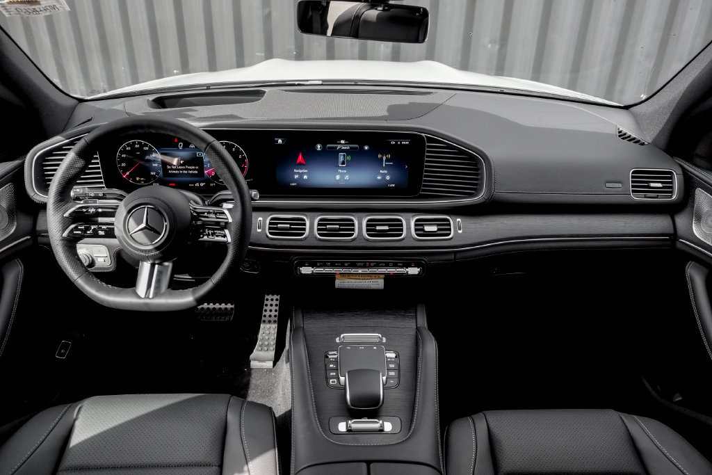 Used 2026 Mercedes-Benz GLS 450 4MATIC image 23