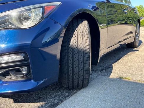Used 2017 INFINITI Q50 Red Sport 400 AWD/4WD image 12
