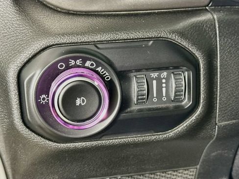 Used 2020 Jeep Wrangler Sport AWD/4WD image 10
