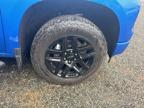 Used 2025 Chevrolet Silverado 1500 Custom w/ Turbomax Blackout Package image 26