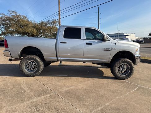 Used 2016 RAM 2500 Tradesman w/ Chrome Appearance Group image 8