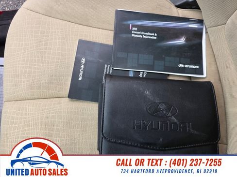 Used 2011 Hyundai Santa Fe GLS AWD/4WD image 20