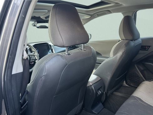 Used 2024 Subaru Crosstrek 2.0i Premium image 16