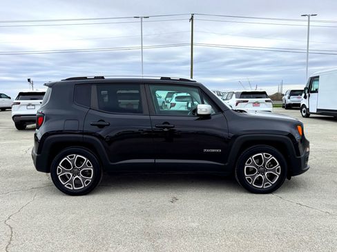 Used 2016 Jeep Renegade Limited image 5