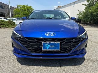 Used 2023 Hyundai Elantra SEL FWD video 2