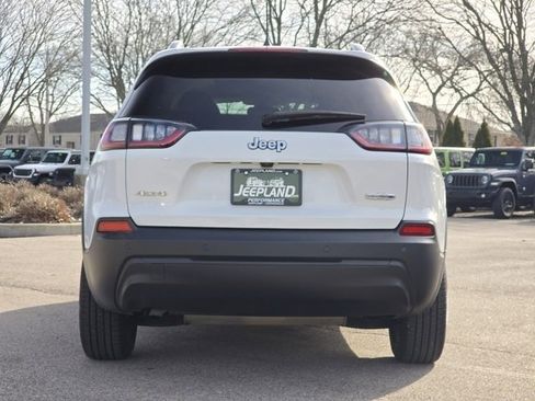 Used 2019 Jeep Cherokee Latitude Plus w/ Cold Weather Group image 25