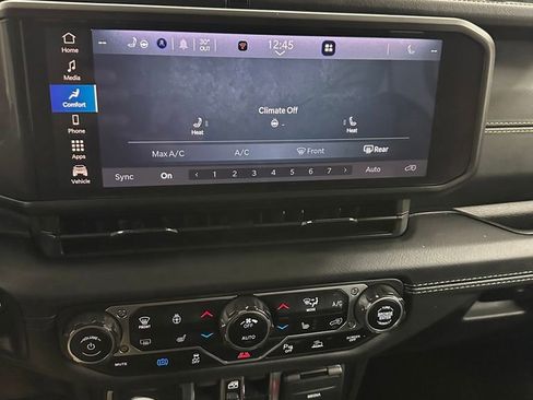 Used 2024 Jeep Wrangler Unlimited Sahara w/ Safety Group image 22