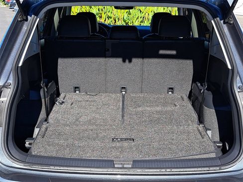 Certified 2023 Volkswagen Tiguan SE image 14