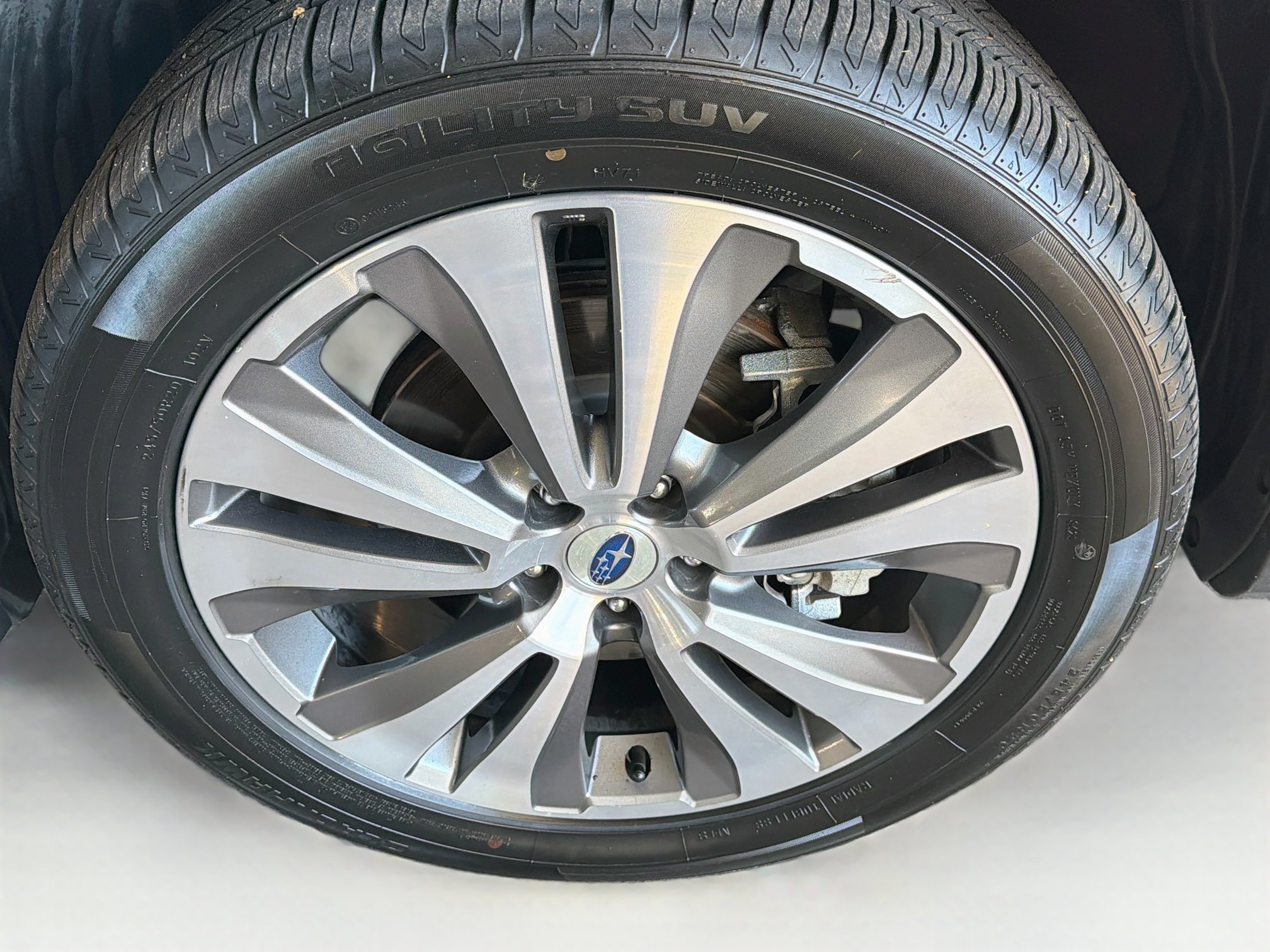 Used 2020 Subaru Ascent Limited AWD/4WD image 11