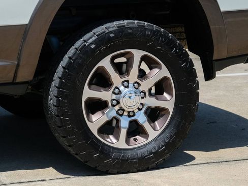 Used 2019 RAM 2500 Limited AWD/4WD image 14