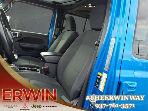 Used 2022 Jeep Gladiator Sport AWD/4WD image 12