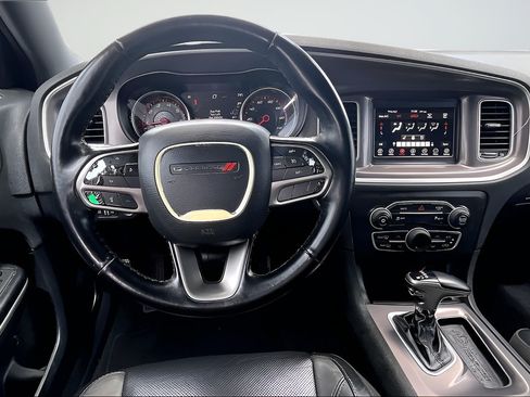 Certified 2022 Dodge Charger SXT w/ Leather Interior Group RWD image 8