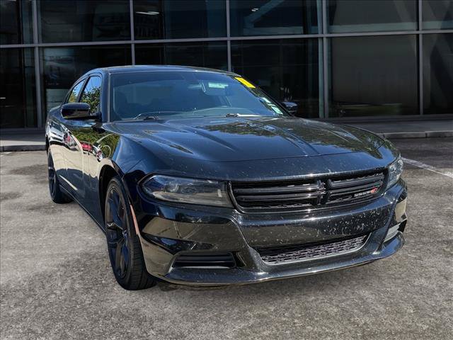 Used 2022 Dodge Charger SXT w/ Blacktop Package RWD image 1
