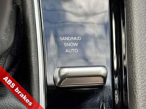 New 2026 Jeep Compass Limited image 26