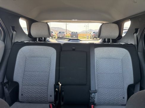 Used 2023 Chevrolet Equinox LT w/ Driver Convenience Package FWD image 17