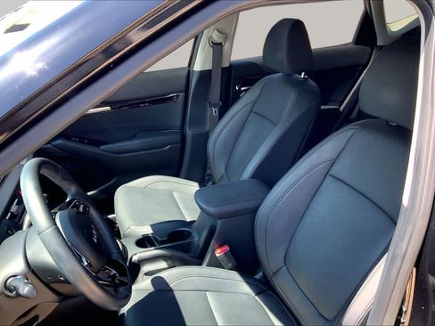 Used 2024 Kia Seltos EX FWD image 8